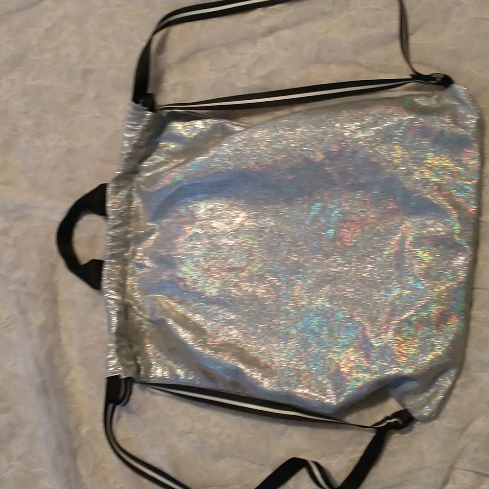 Vs Pink Silver//Metallic Drawstring Backpack - image 3